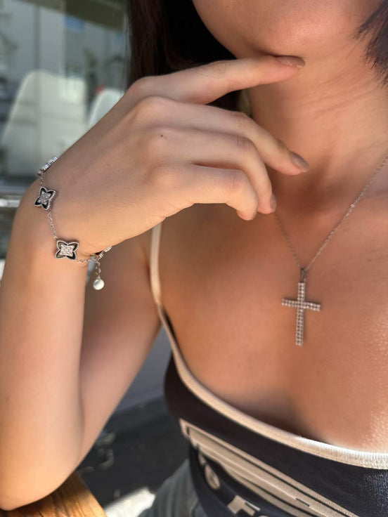 Crystal Cross Pendant Necklace – Glaube & Glanz ✝️✨