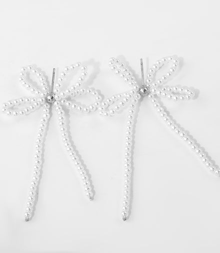 Pearl Bow Drop Earrings – Elegant & Playful 🤍