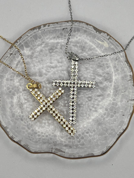 Crystal Cross Pendant Necklace – Glaube & Glanz ✝️✨